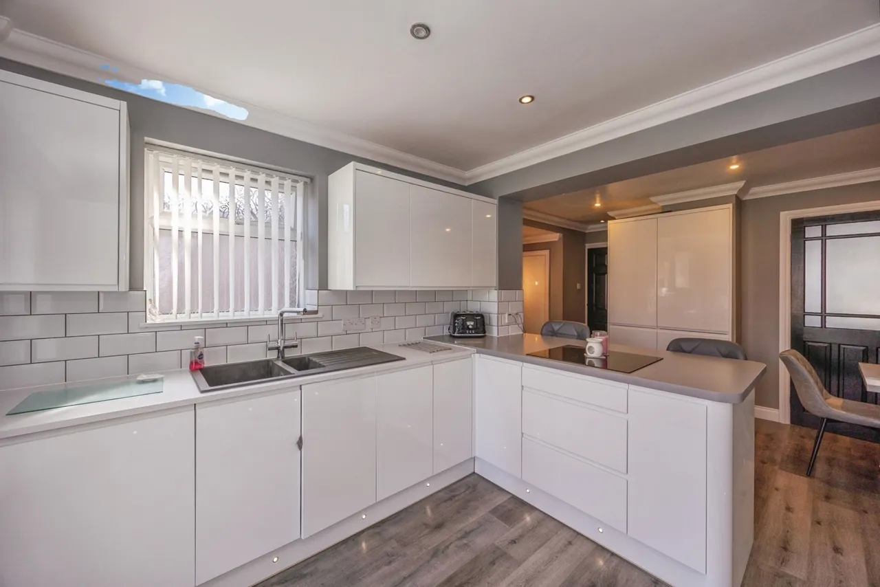 Littlegreen Avenue, Havant, PO9, photo 4
