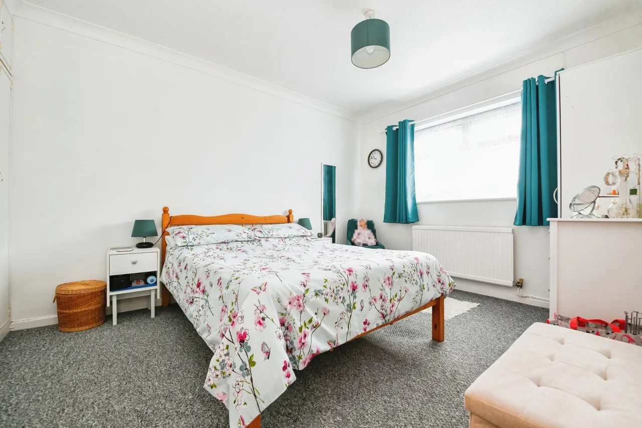 Blyford Road, Clacton-on-Sea, Essex, CO16, photo 11