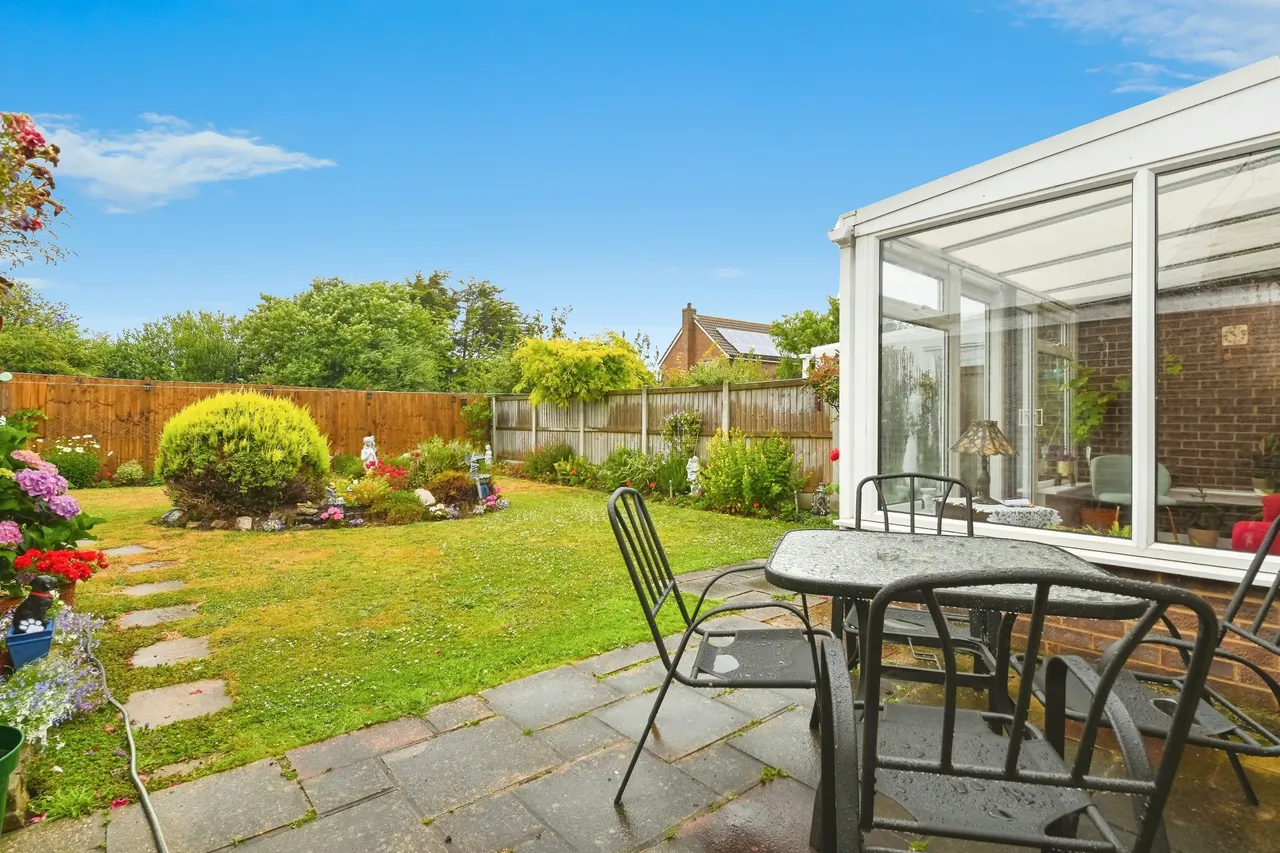 2 bed house for sale — Blyford Road, Clacton-on-Sea, Essex, CO16
