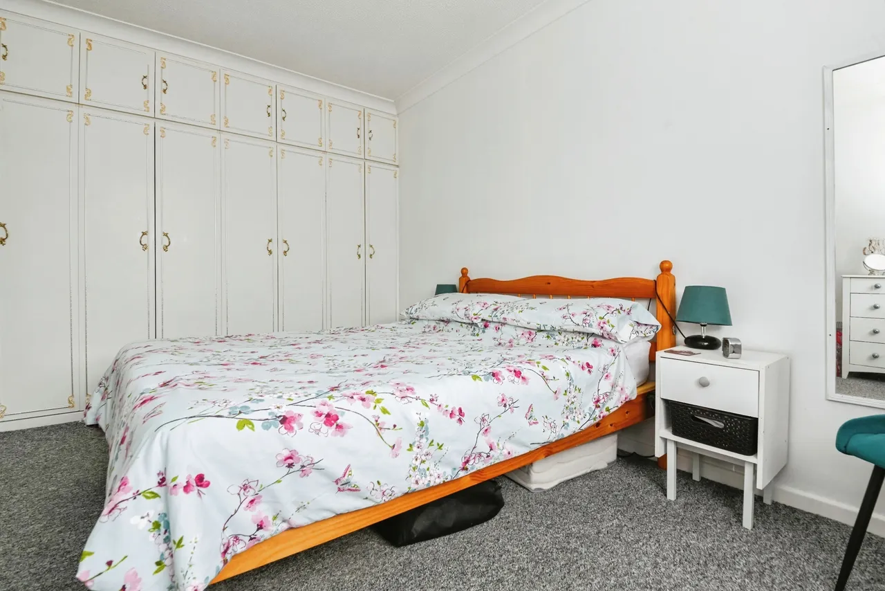 Blyford Road, Clacton-on-Sea, Essex, CO16, photo 12