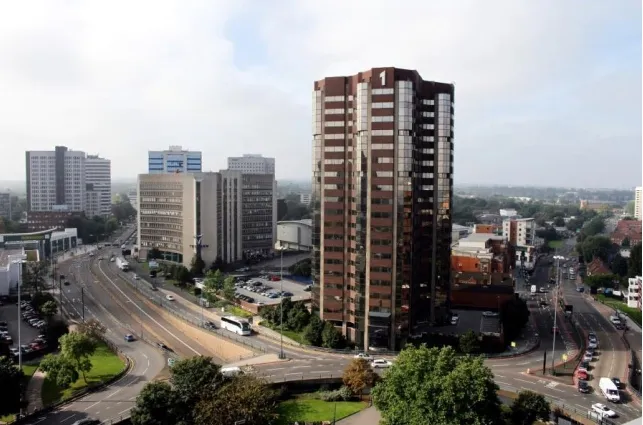2 bed flat to rent, Hagley Road, Birmingham, B16