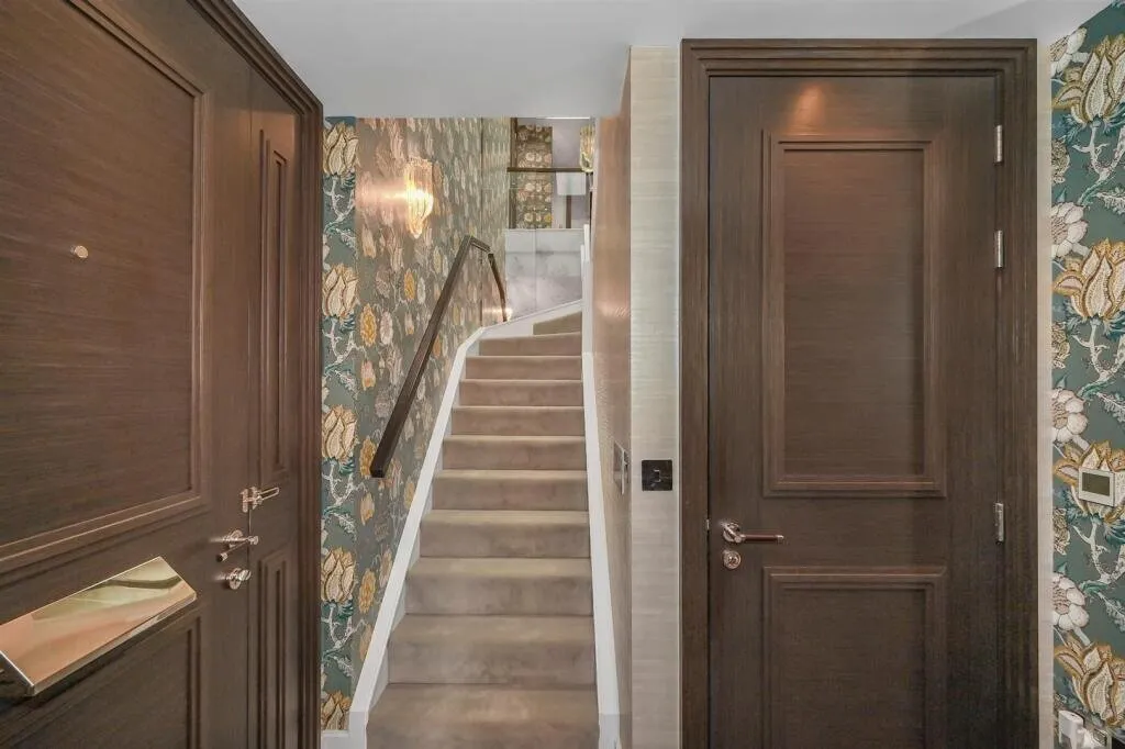 Warwick Lane, London, W14, photo 10