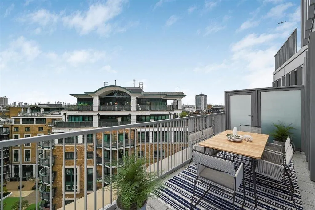 Warwick Lane, London, W14, photo 11
