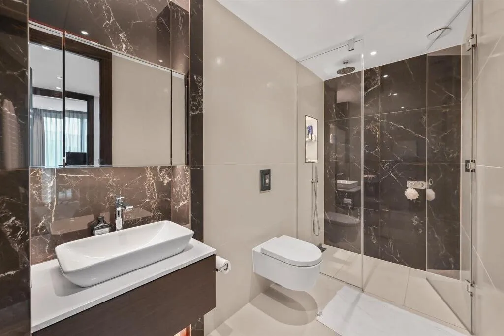 Warwick Lane, London, W14, photo 7