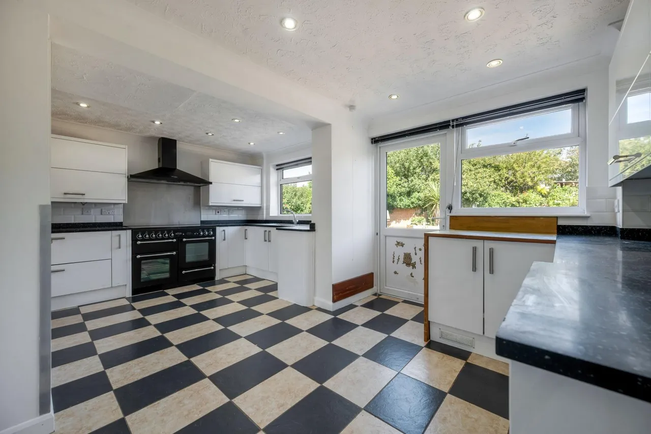 Cambridge Road, Stamford, PE9, photo 7