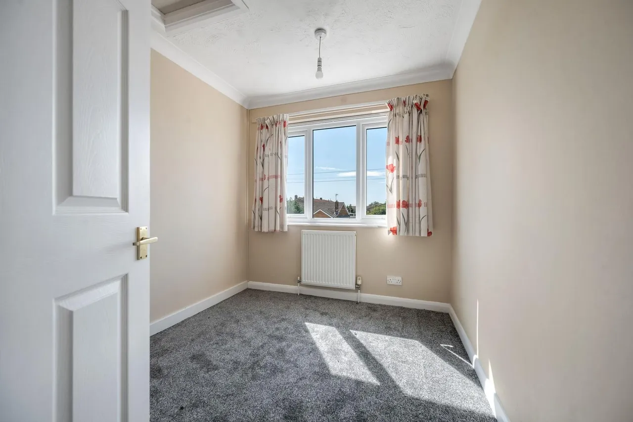 Cambridge Road, Stamford, PE9, photo 18
