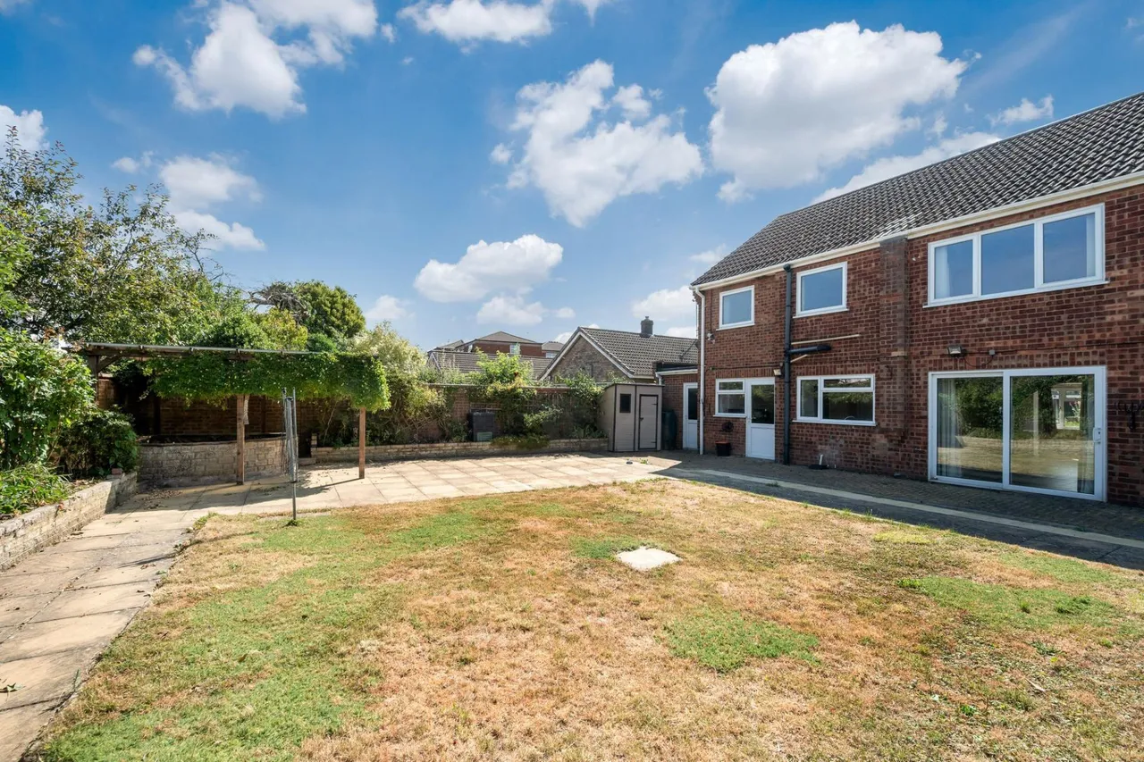 Cambridge Road, Stamford, PE9, photo 19