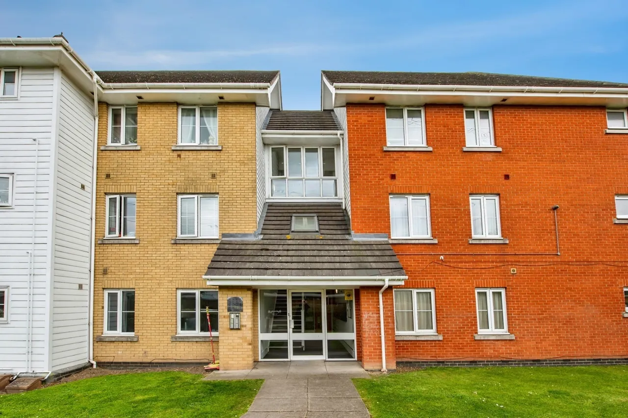 Fleming Road, Chafford Hundred, Grays, Essex, RM16, photo 19
