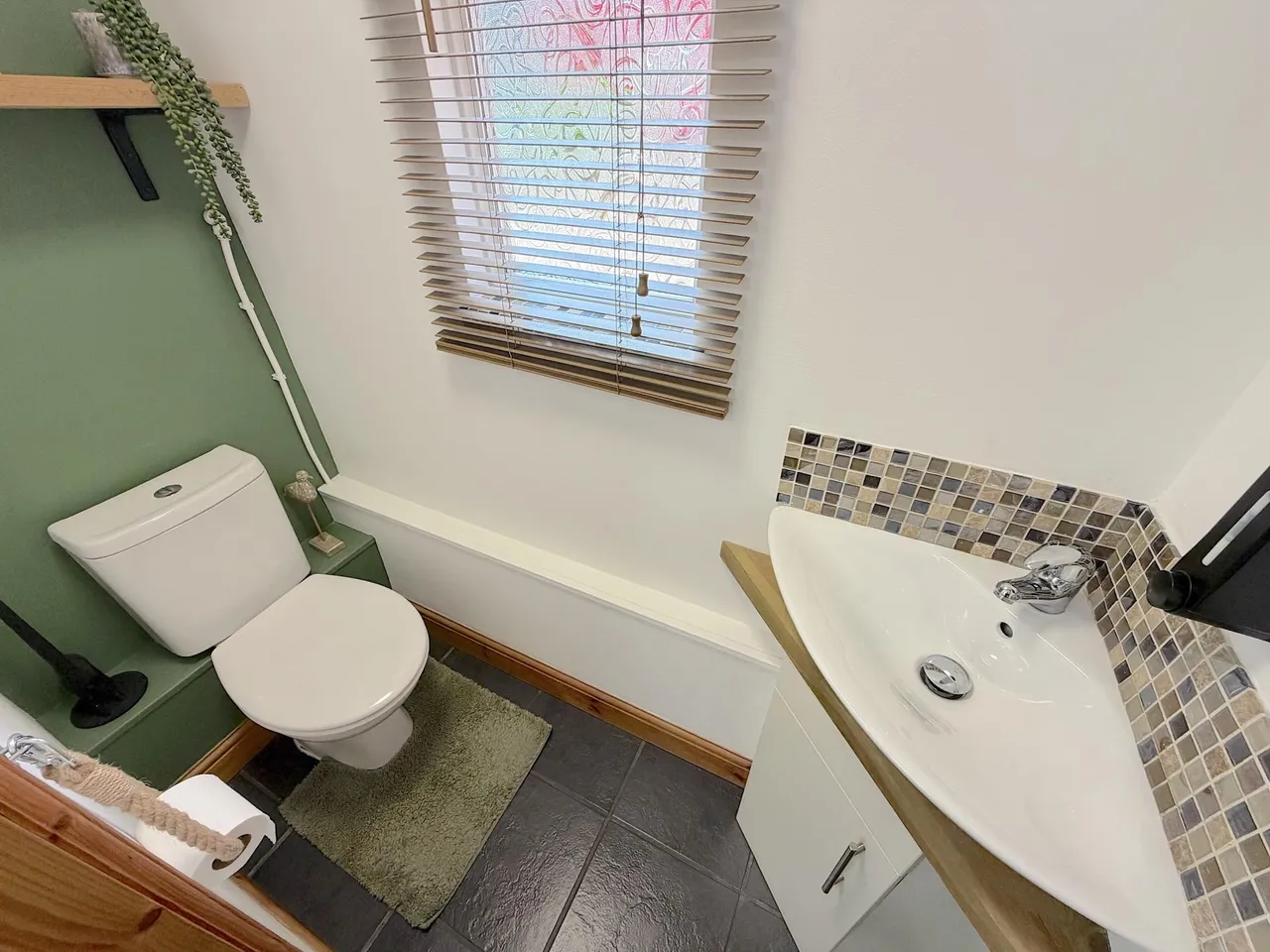 Stretton Place, Bilston, Wolverhampton, WV14, photo 9