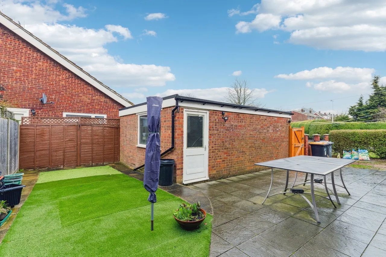 Seamons Close, Dunstable, LU6, photo 15