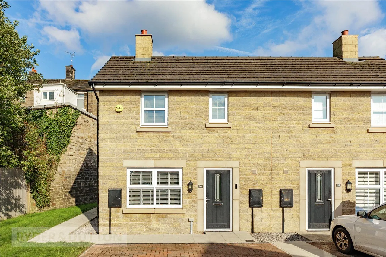 Torside Street, Tintwistle, SK13, photo 2