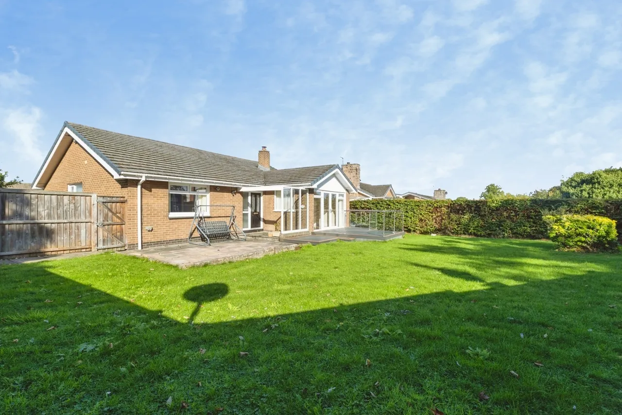3 bed house for sale — Ellesmere, Houghton Le Spring, Durham, DH4
