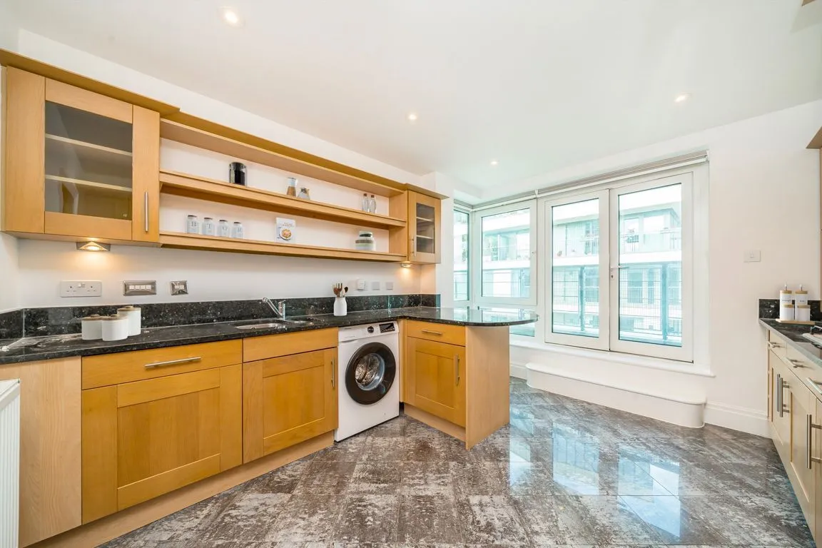 Beckford Close, W14, photo 8