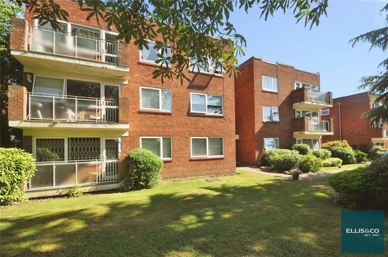Hendon Lane, Finchley, N3, photo 2