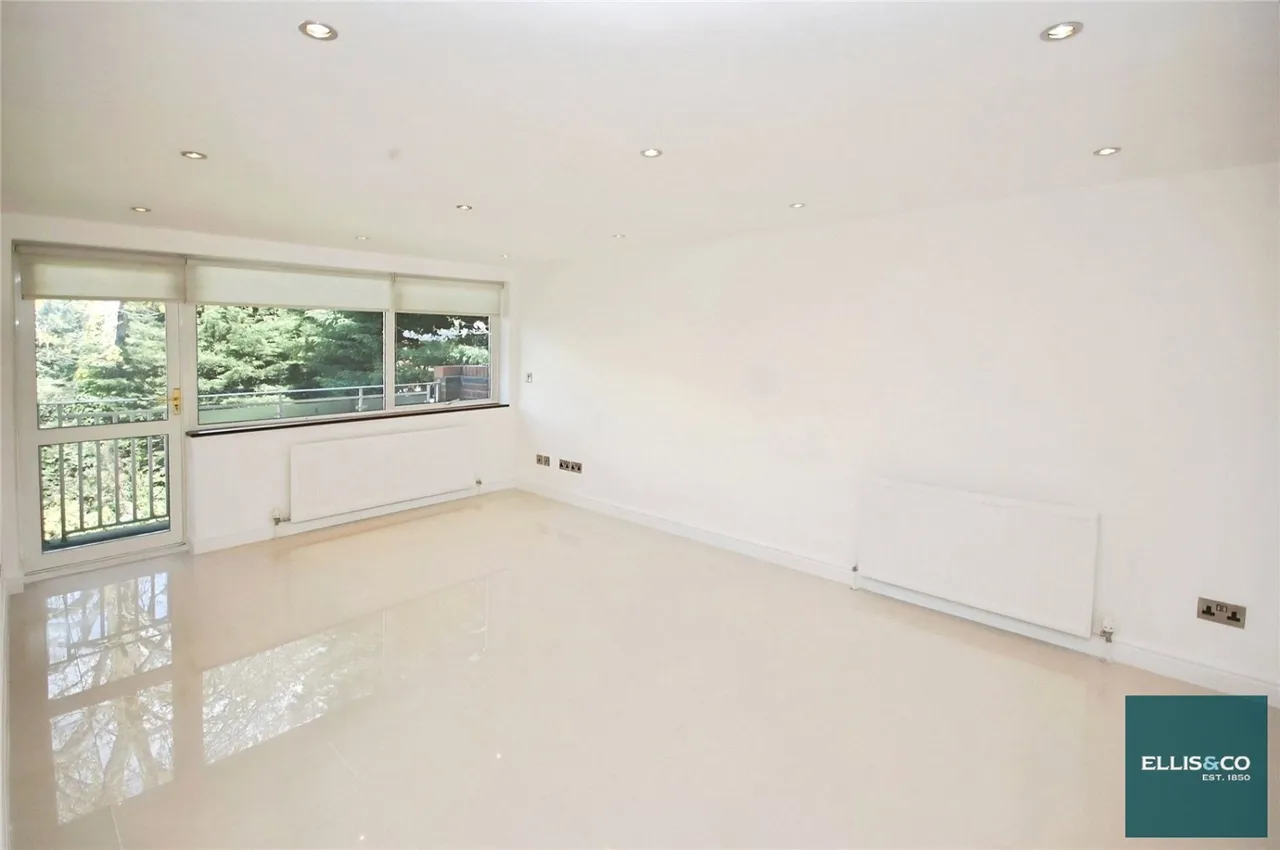 Hendon Lane, Finchley, N3, photo 3