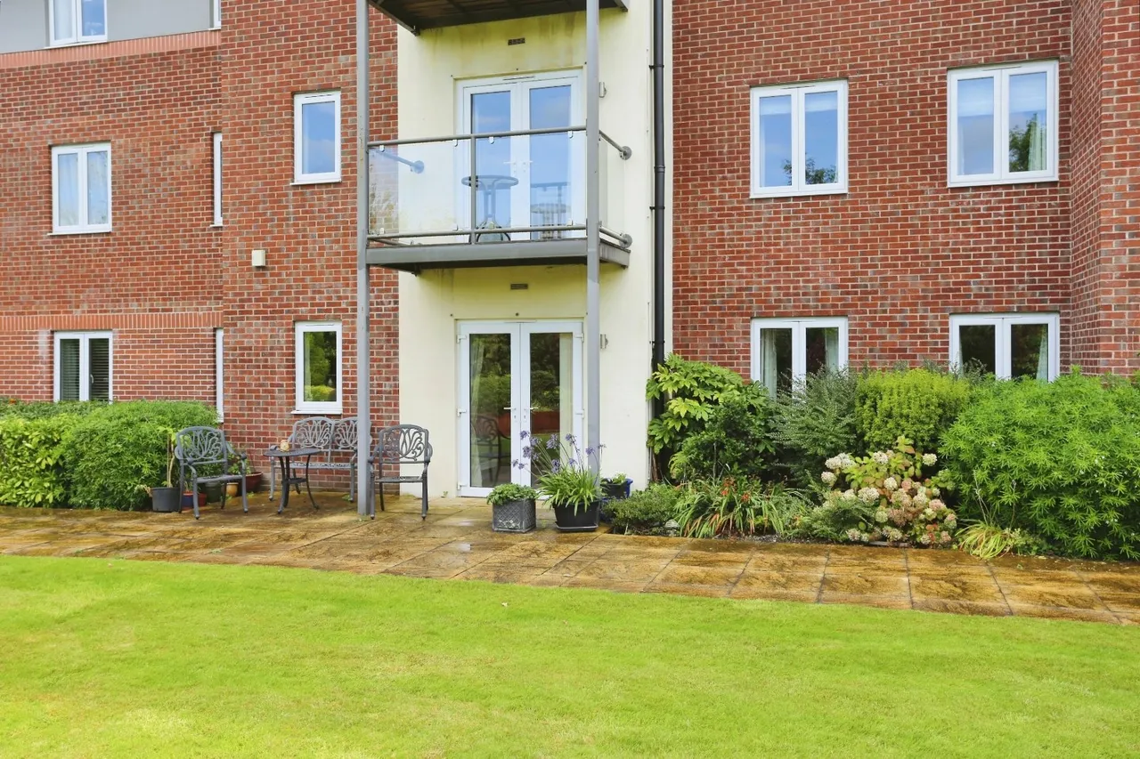 Nelstrop Road, Heaton Chapel, SK4, photo 10