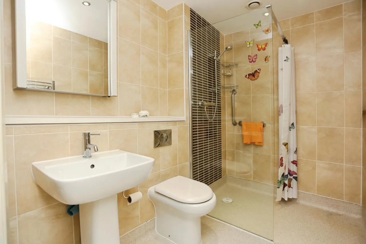 Nelstrop Road, Heaton Chapel, SK4, photo 8