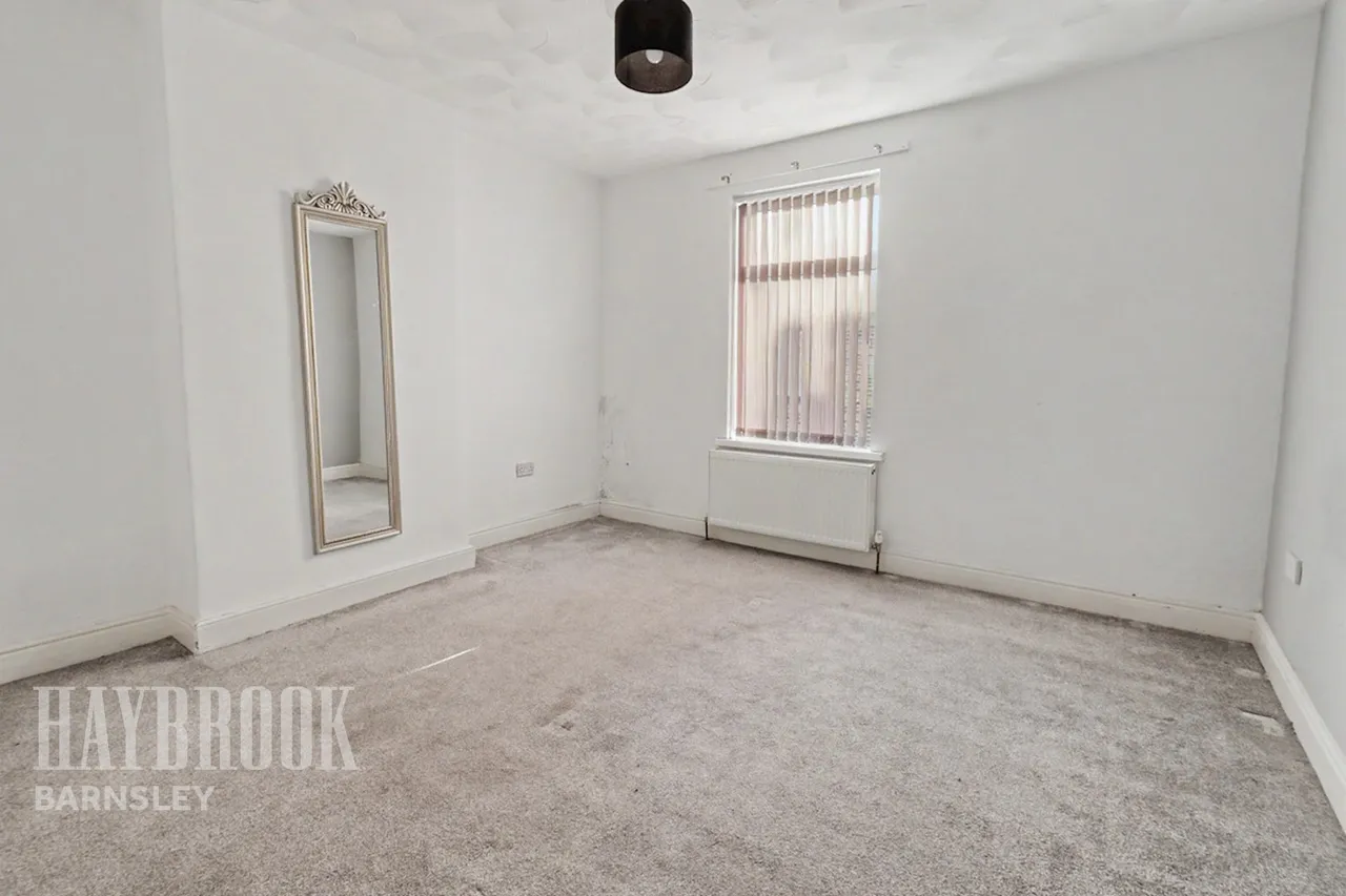 Hilton Street, Barnsley, photo 6