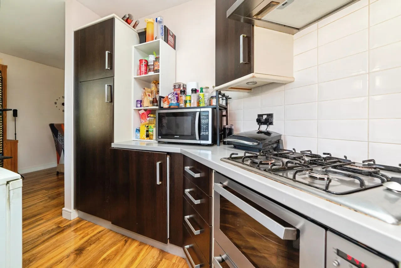 Priestley Road, Stevenage, SG2, photo 13