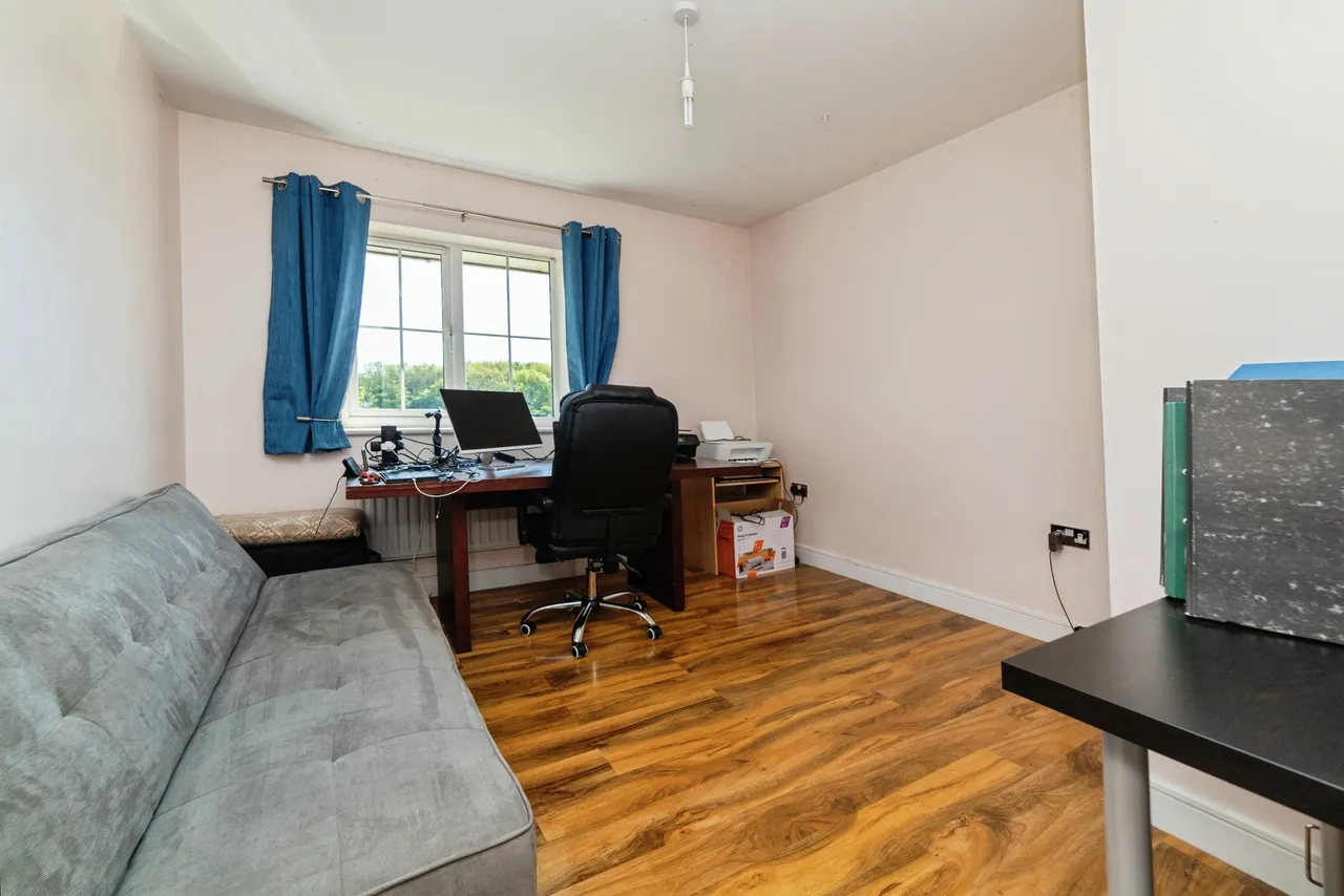 Priestley Road, Stevenage, SG2, photo 15