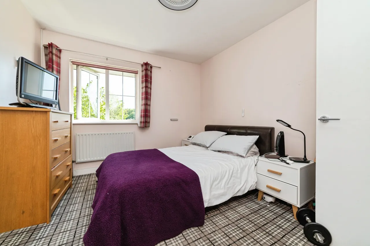 Priestley Road, Stevenage, SG2, photo 17