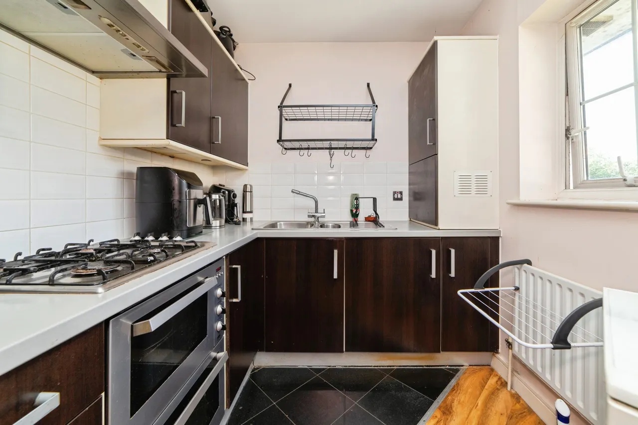 Priestley Road, Stevenage, SG2, photo 12
