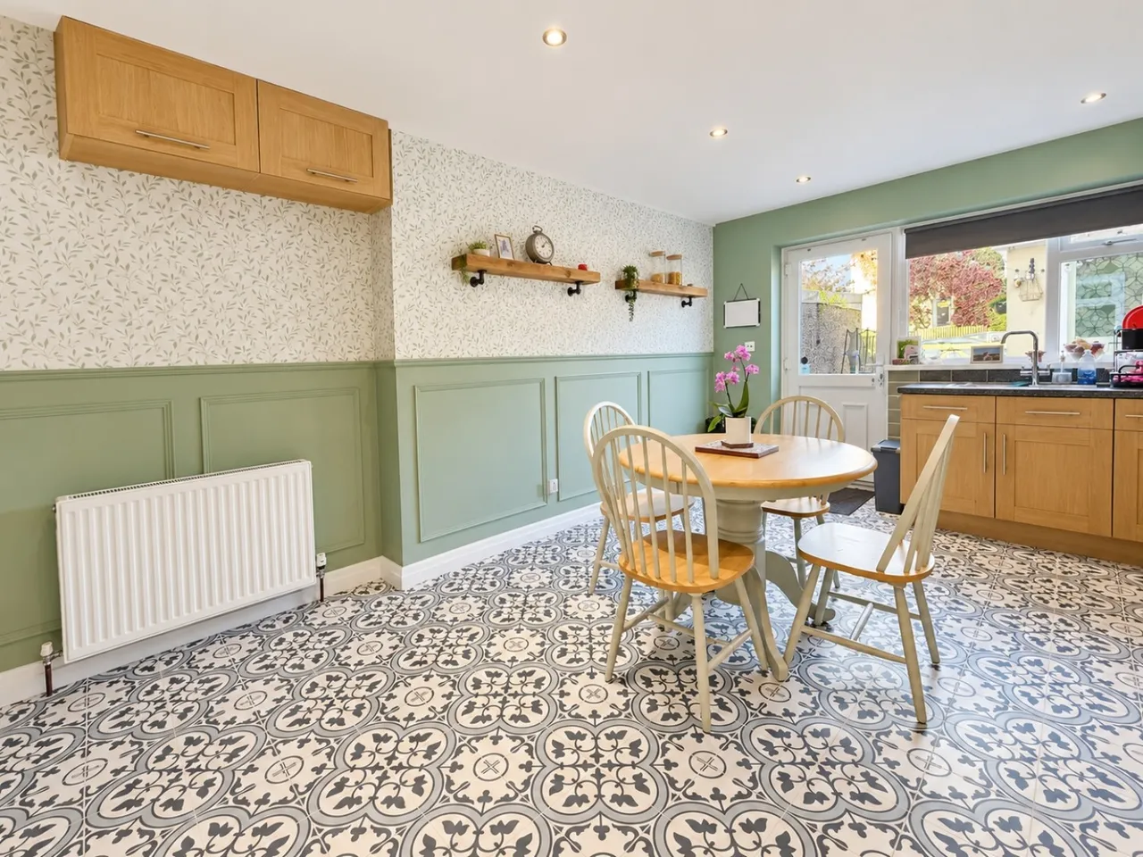 Westroyd Avenue, Hunsworth, BD19, photo 17
