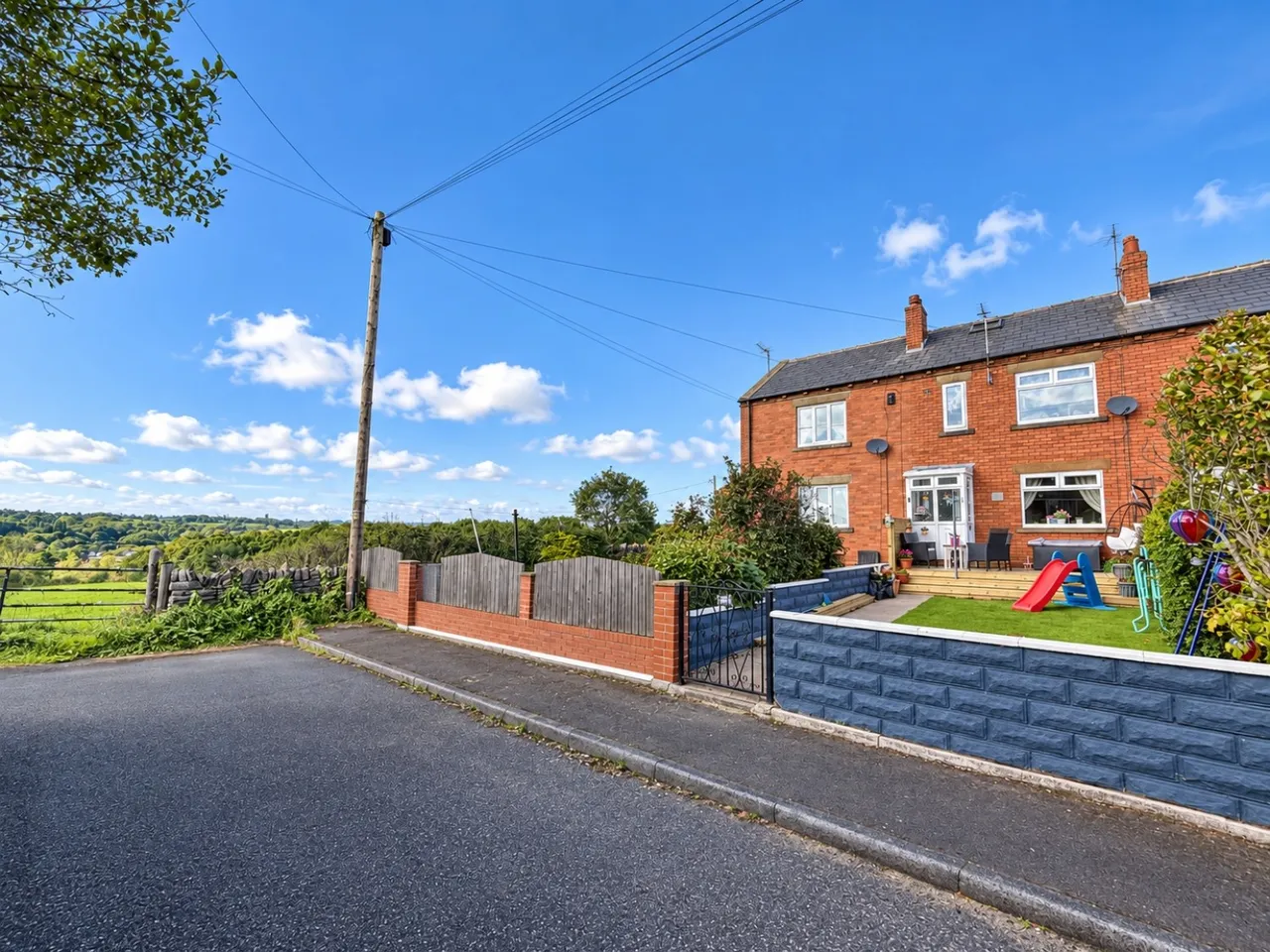 3 bed house for sale, Westroyd Avenue, Hunsworth, BD19