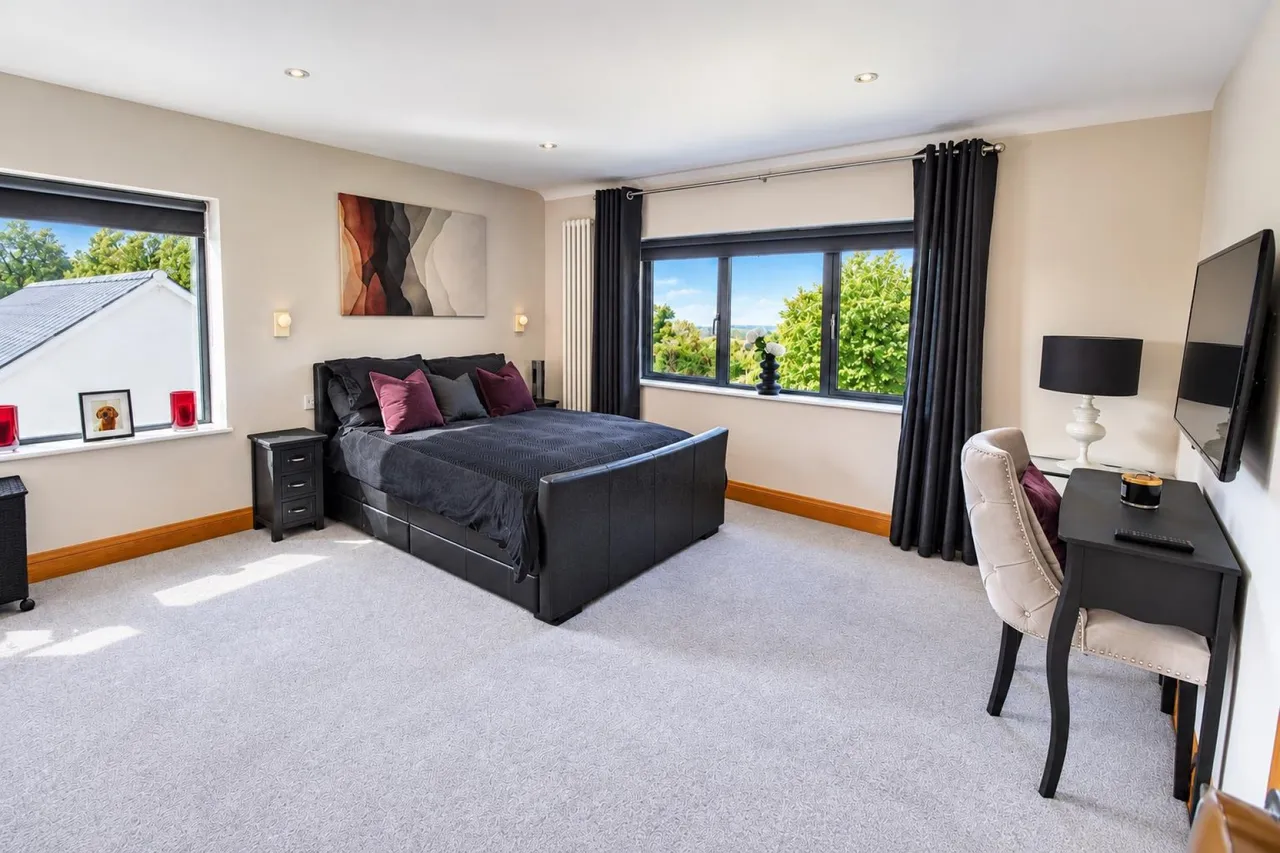 White Roding, Dunmow, CM6, photo 5