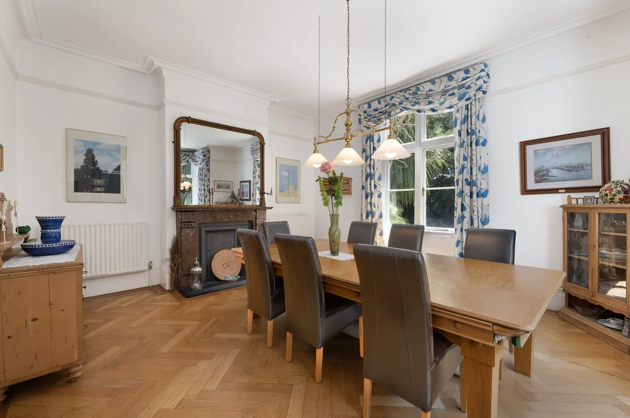 Hampton Road, Teddington, London, photo 8