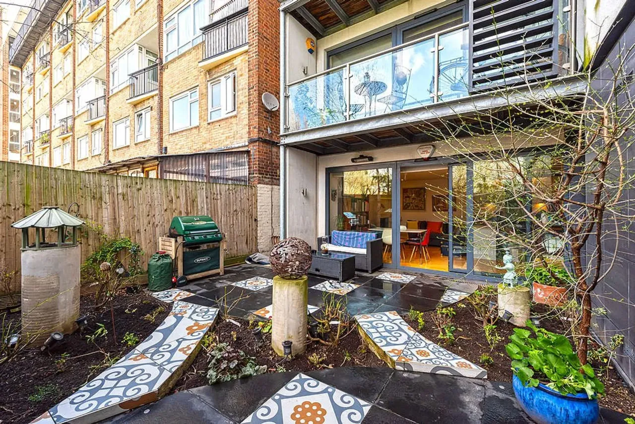 Guide £550,000 - £575,000 Florida Street, London E2, photo 8