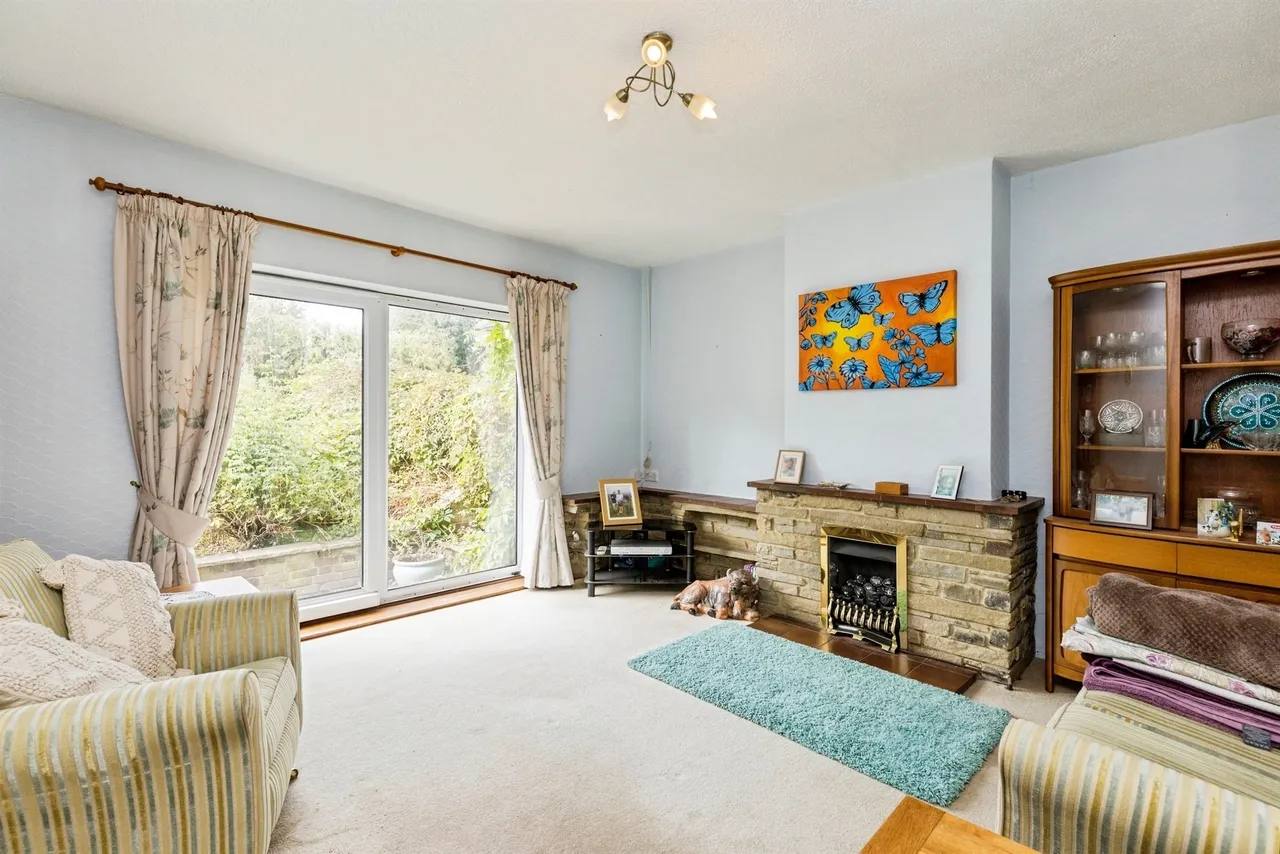 Valebridge Road, Burgess Hill, RH15, photo 2