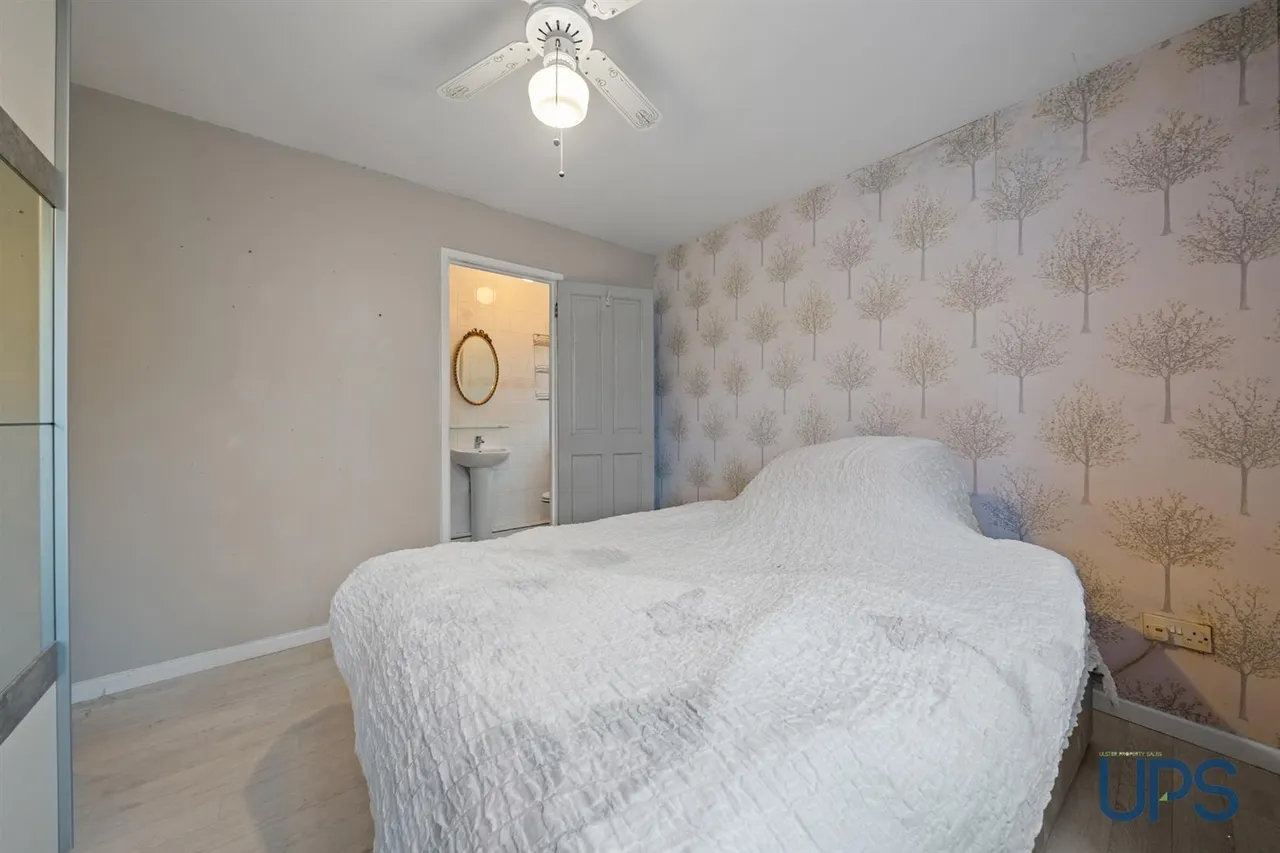 Lagmore Drive, Dunmurry, BT17, photo 15