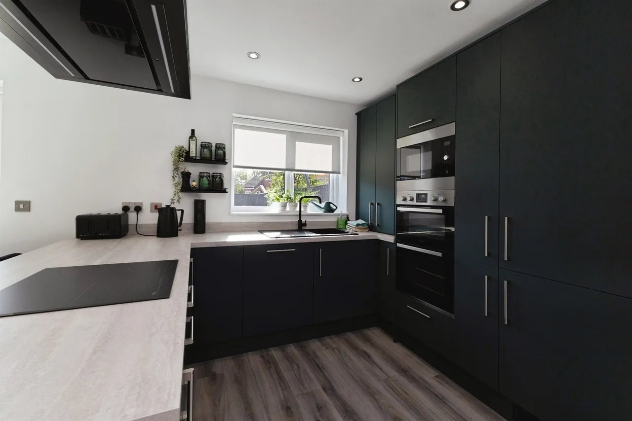 Sculptor Crescent, Stockton-On-Tees, TS18, photo 8