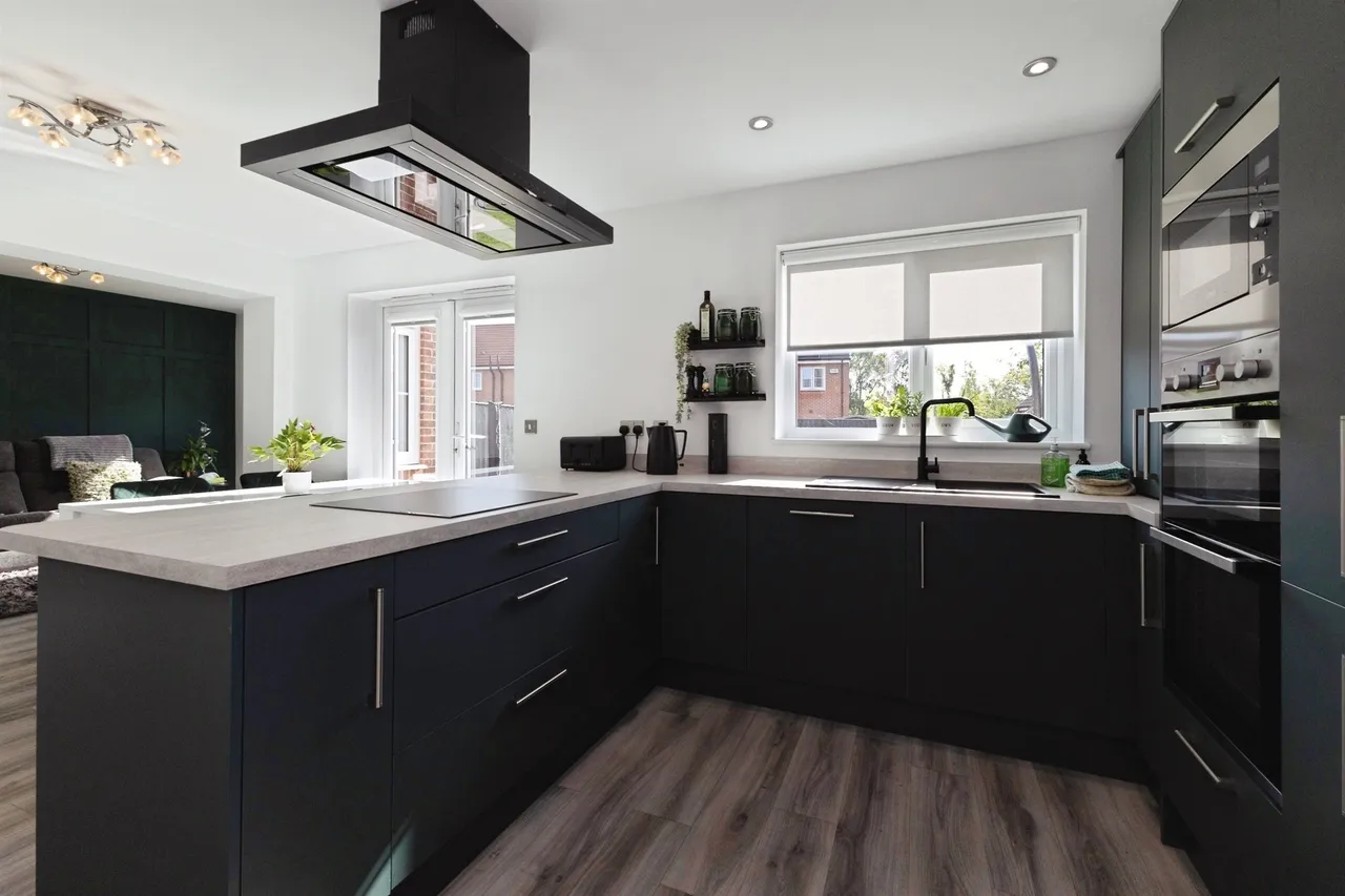 Sculptor Crescent, Stockton-On-Tees, TS18, photo 9