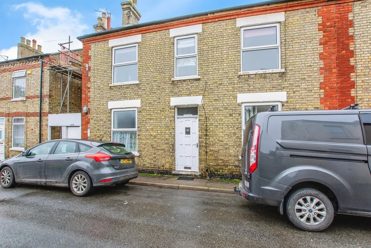 6 bed house for sale, Artillery Street, Wisbech, PE13