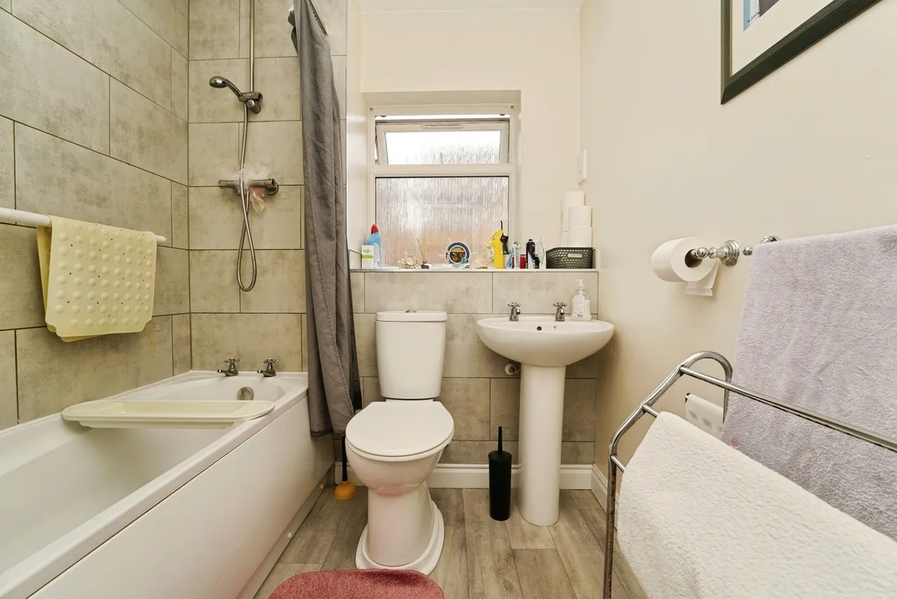 Fiskin Lane, Worcester, WR4, photo 11