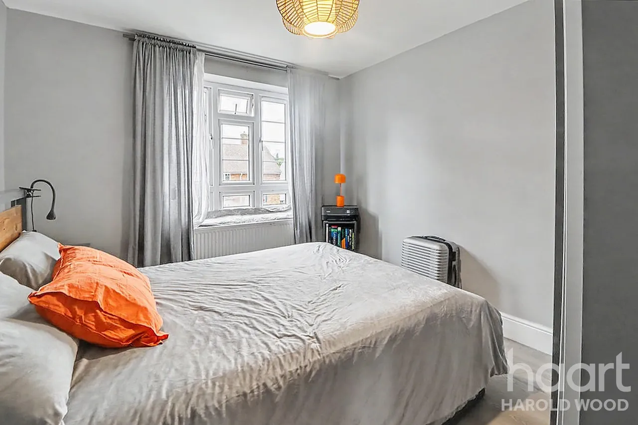 Barnstaple Road, Romford, RM3, photo 7