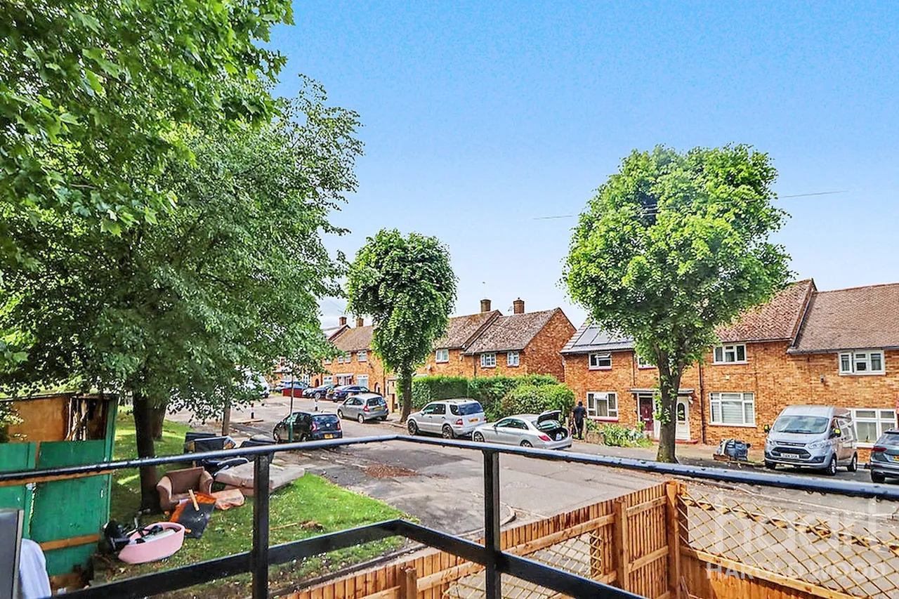 Barnstaple Road, Romford, RM3, photo 4