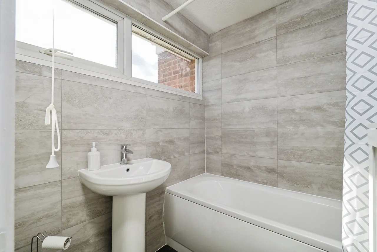 Kirkbride Court, Beeston, Nottingham, Nottinghamshire, NG9, photo 9