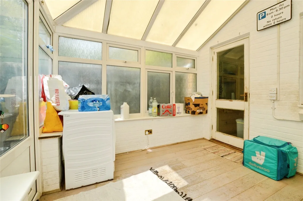 Siskin Close, Borehamwood, WD6, photo 11