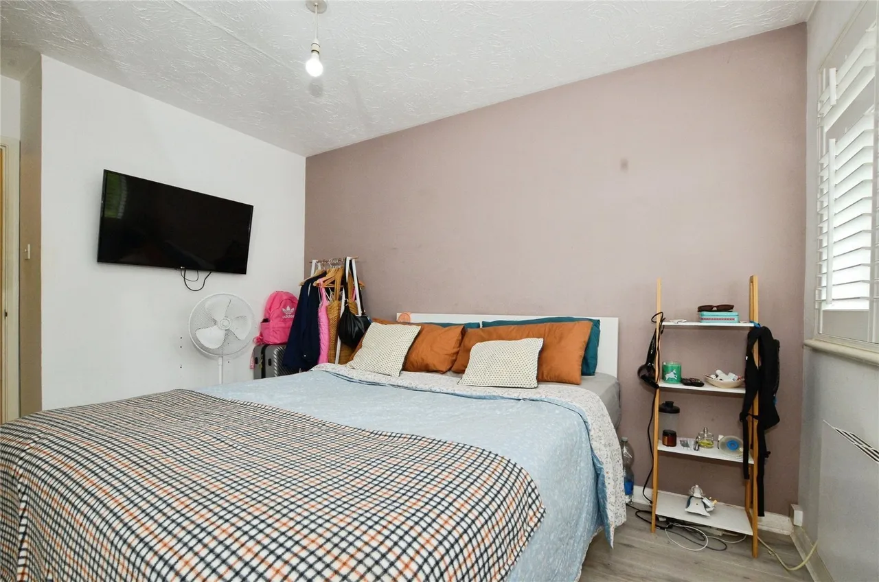 Siskin Close, Borehamwood, WD6, photo 12