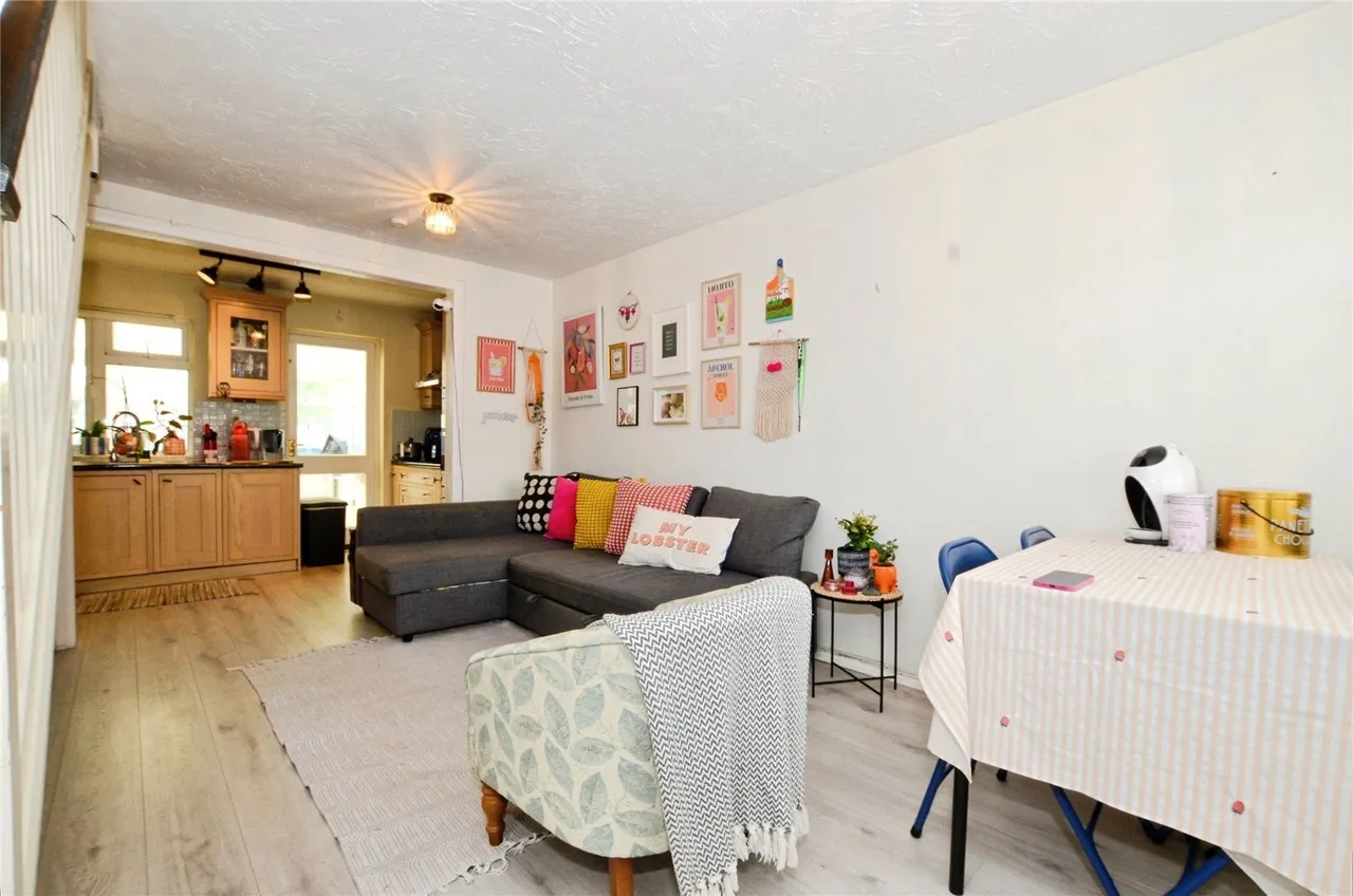 Siskin Close, Borehamwood, WD6, photo 5