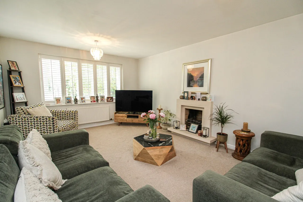 Ovington Drive, Fleet, GU51 1DF, photo 9