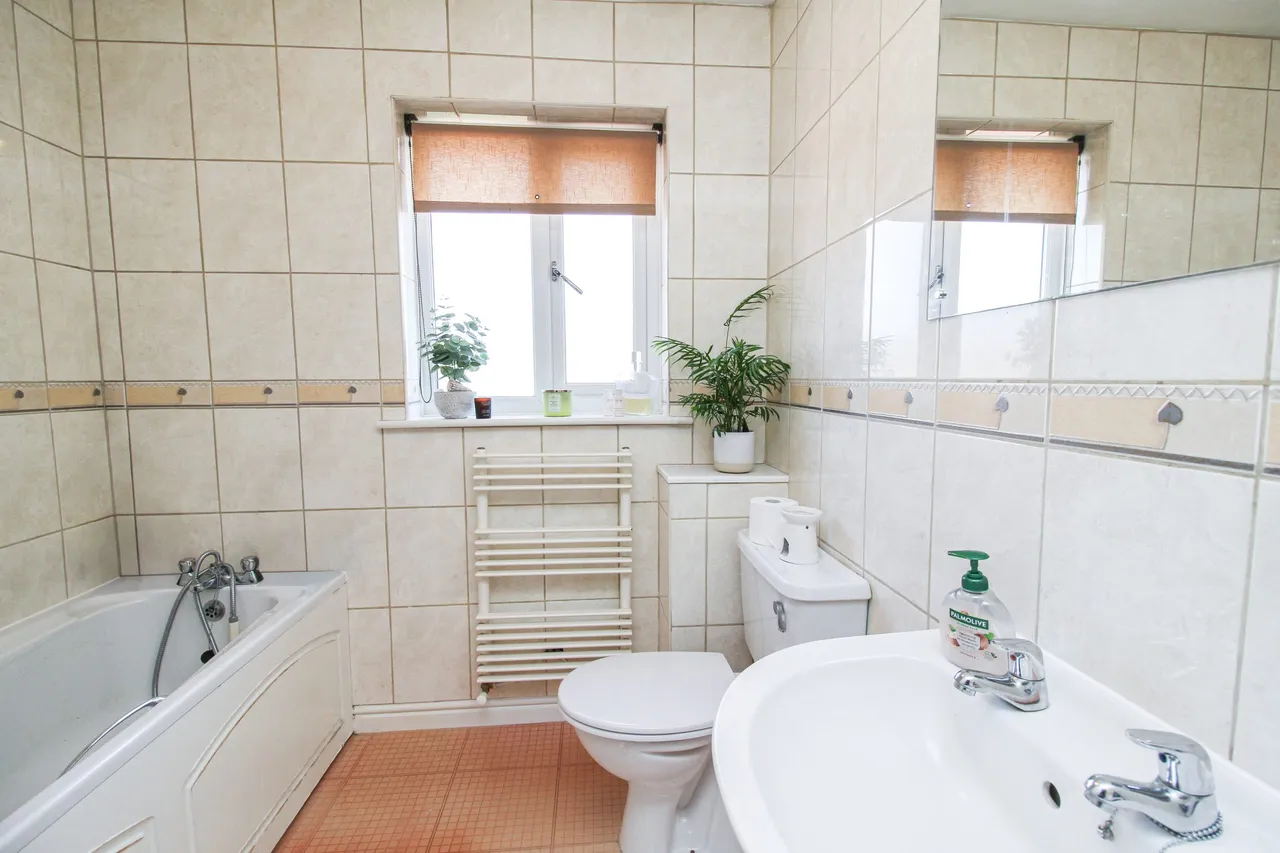 Ovington Drive, Fleet, GU51 1DF, photo 19