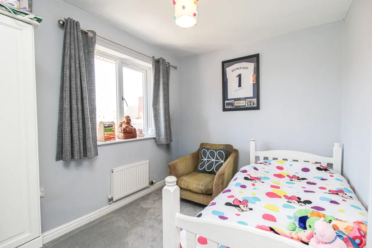Ovington Drive, Fleet, GU51 1DF, photo 18