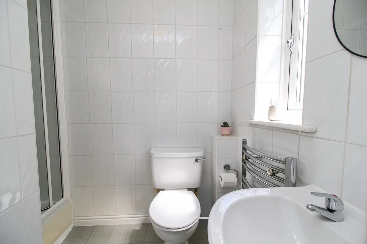 Ovington Drive, Fleet, GU51 1DF, photo 16