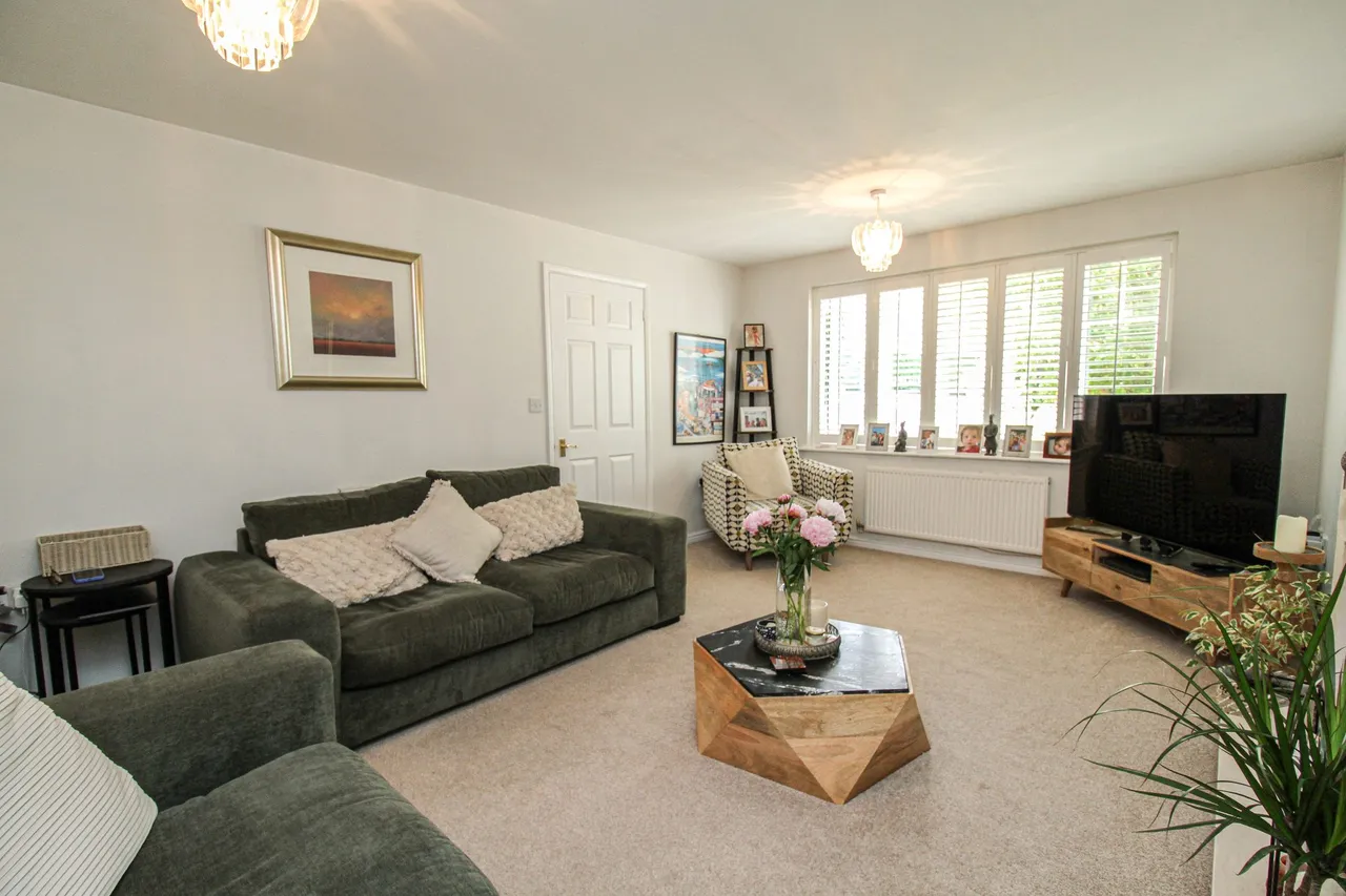 Ovington Drive, Fleet, GU51 1DF, photo 10