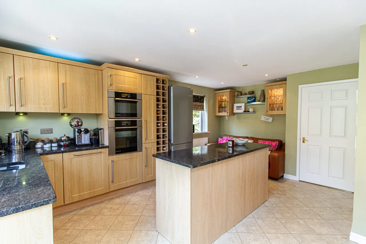 Ovington Drive, Fleet, GU51 1DF, photo 5