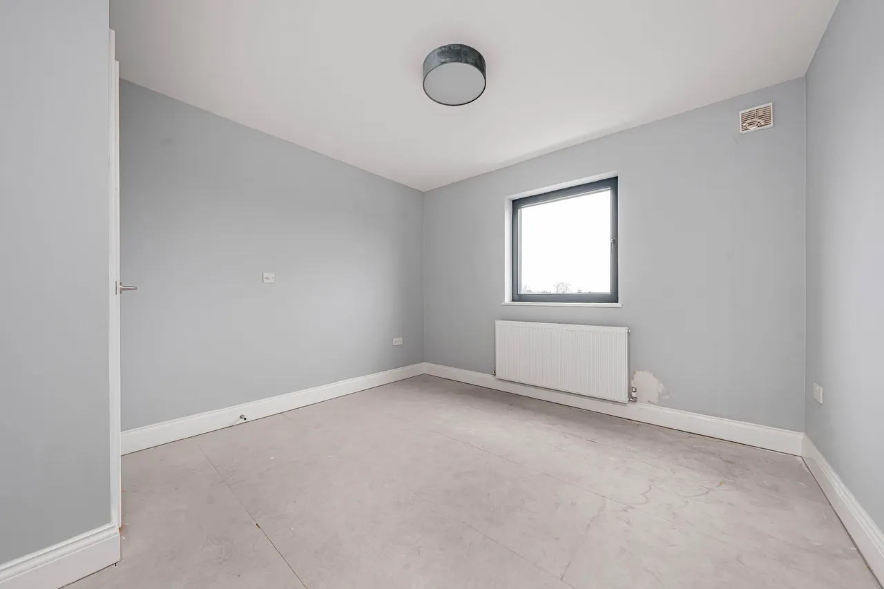 Hanworth Road, Hounslow, TW3, photo 5